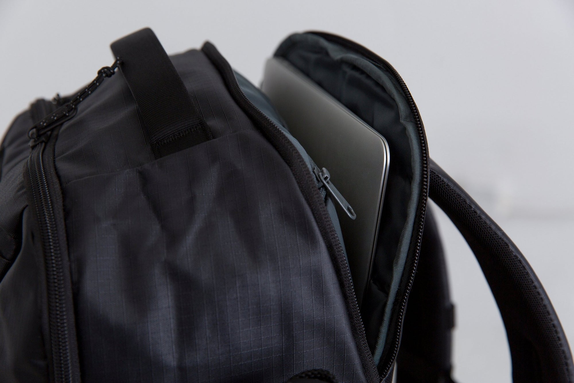 Timbuk2 blink pack review top